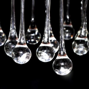 Lustre com 85 cristais branco H