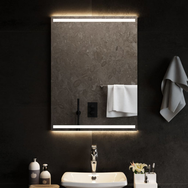 Espejo de baño con LED 60x80 cm D