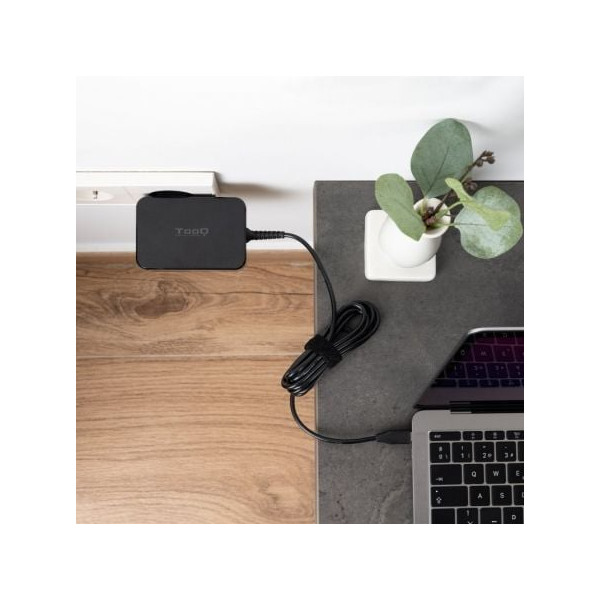 Cargador de portátil tooq tqlc-usbcgan90pd usb tipo-c/ 90w/ automático/ voltaje 5-20v M 4