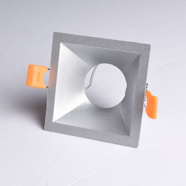 Empotrable Confort Cuadrado (plateado) M 4