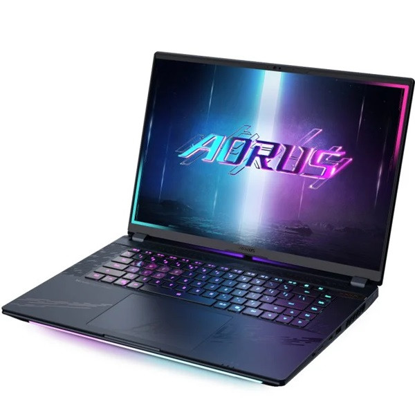 GIGABYTE AORUS Master 16" Intel Core Ultra 9 32GB RAM 1TB DSP0000030703 negro M 3
