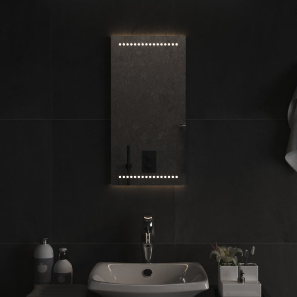 Espejo de baño con LED 30x60 cm M 3