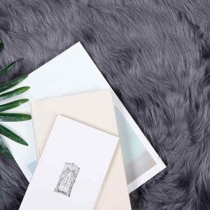 Alfombra de Piel de Oveja Falsa Antracita 140 x 200 cm H